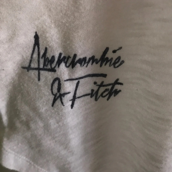 Abercrombie & Fitch tee - Picture 3 of 5
